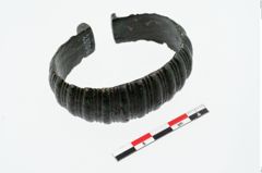 Foto von Bronzemelonenarmreif (NHMW-PRAE-025306)